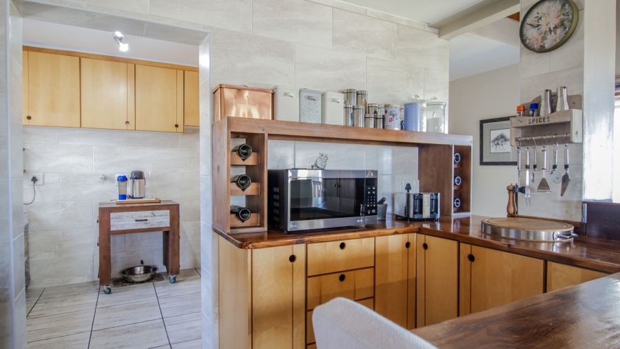 5 Bedroom Property for Sale in Long Acres Country Estate Western Cape